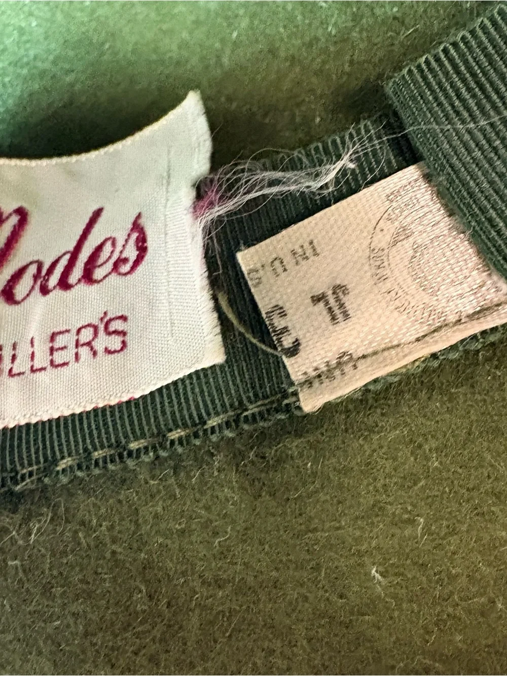 Vintage Marced Modes 1960 Women’s Green Felt Cloche Hat